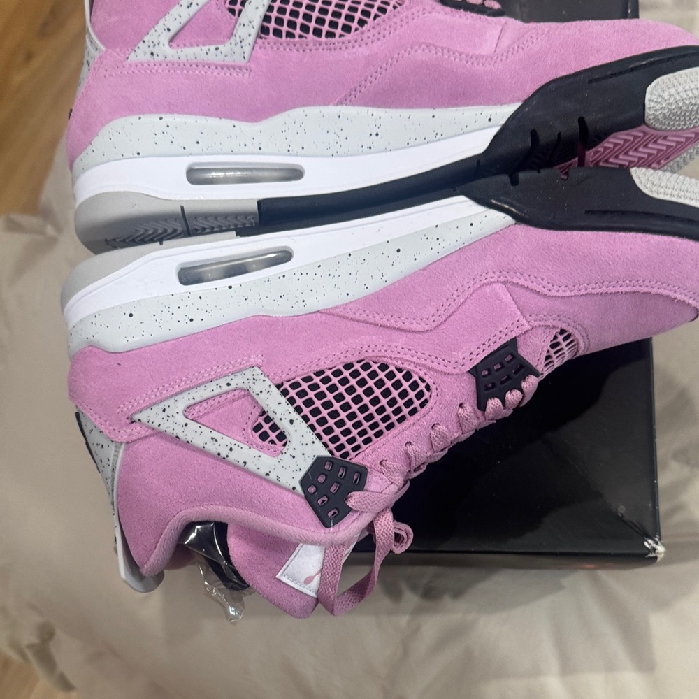 Women’s air Jordan 4 retro - Picture 6 of 8